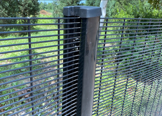 Pvc Coated Horizontal 358 Mesh Fencing 76.2*12.7mm For Protection