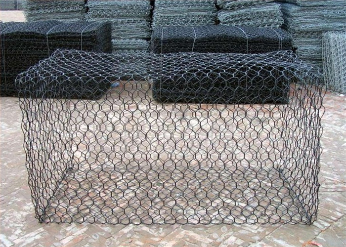 PRESA 4 VIE CON TUBO TERMORETRAIBILE - 3G2,5 - CAVO 5 m - NERO - SCHUKO