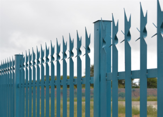O PVC revestiu a altura W 65mm pálidos de Spike Garden Palisade Fencing 1-6m triplicar-se do metal