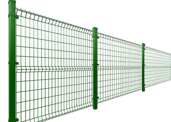 Cercas de arame galvanizado soldado 75 * 150mm buraco de malha para aeroporto