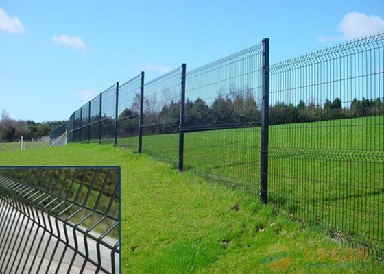 Grelha triangular de malha de arame galvanizado 0,63 M para segurança