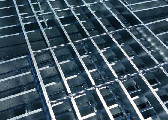 Grelhas de aço de baixo carbono galvanizadas HDG para refinaria de petróleo