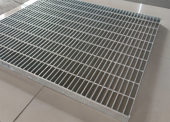 Q235 Grelha de passeios de aço serrilhado 40*5mm para usinas de energia