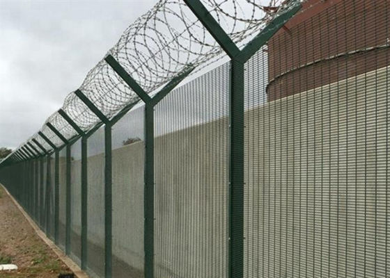 Cerca de Segurança 358 Galvanizada por Imersão a Quente para Guardas de Fábrica 1,8*2,5m