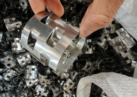 SS316 Pall Ring Metal Random Packing para torres de lavagem de gás 50*50*0,5mm