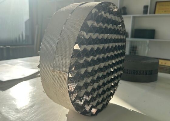 Empacotamento estruturado de metal SS304 316L 500Y/700Y para destilação