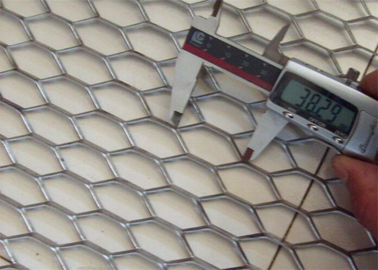 Cerca expandida sextavada da malha do metal, folha de aço da malha do diamante para a segurança