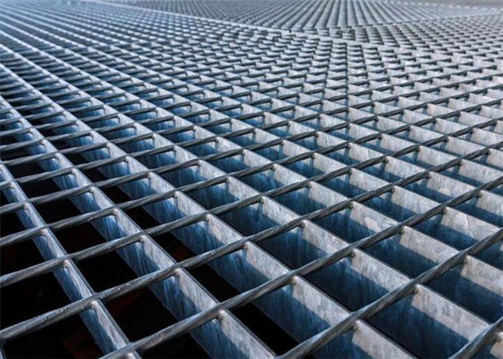 Baixa planície do aço carbono/tipo serrilhado passagem de aço de 0.8mm que raspa para a construção