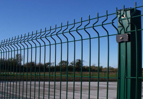 Altura da largura X 2.0m de Mesh Fence 2.5m do fio do triângulo 4.0mm 50*200mm